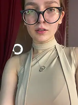 MyKittySayMeow webcam