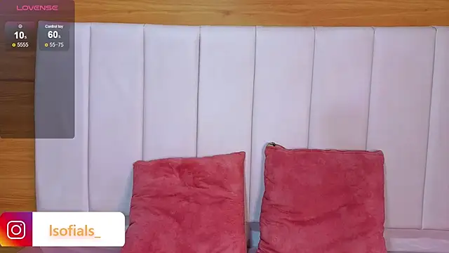 Abril_Velvet_a_ webcam