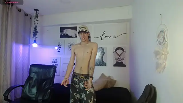 AmethystShadow17 webcam