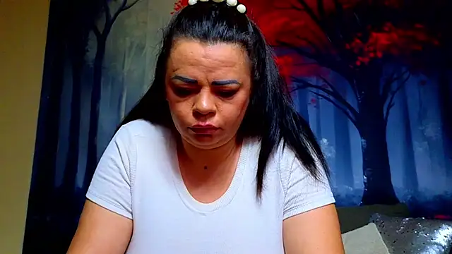 ElizabethEven webcam