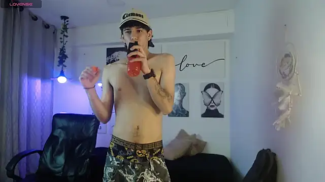 AmethystShadow17 webcam