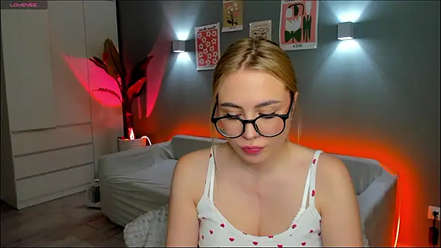 aurelia_voss - Aurelia_Voss's free webcam - UK Sex Cams