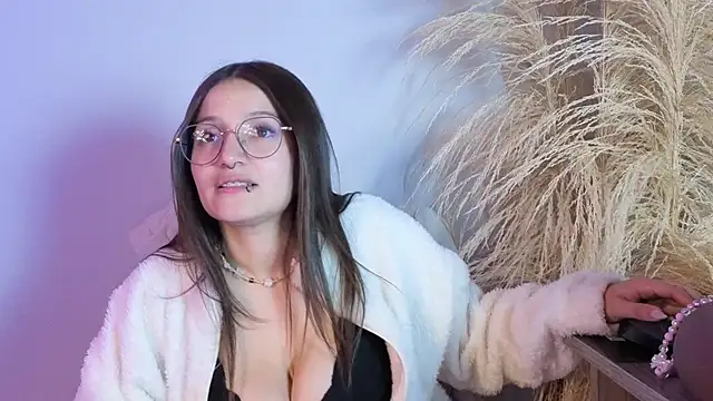 elecktra_sweet (F young) - Pinch nipples