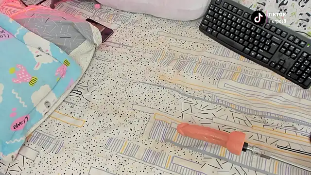 princessluna_19 webcam