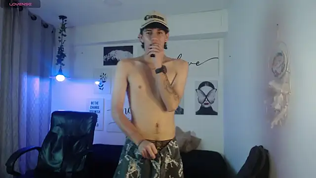 AmethystShadow17 webcam