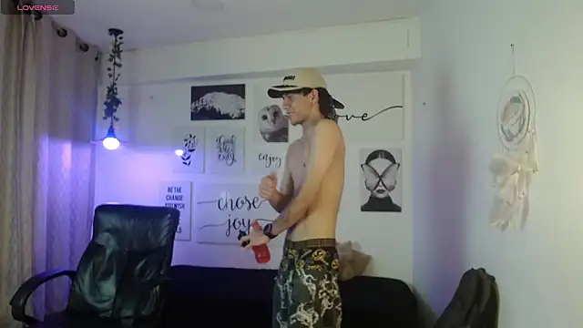 AmethystShadow17 webcam