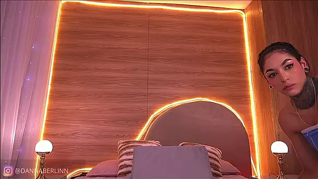 danna_berlin_ webcam