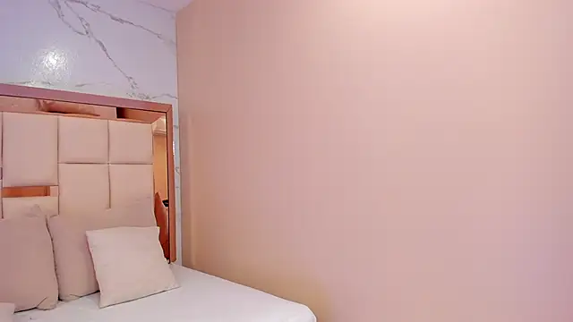 julieta_rosee webcam