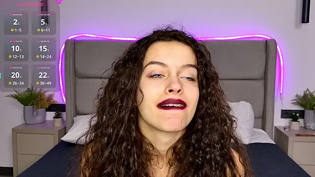 Luna_Starlight webcam