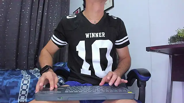 The_skinnyguys webcam