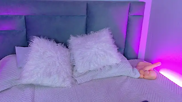 alynallen - AlynAllen's free webcam - UK Sex Cams