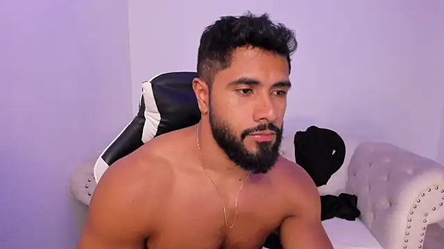 santiago_huntt (M young) - stroke my cock, make it wet