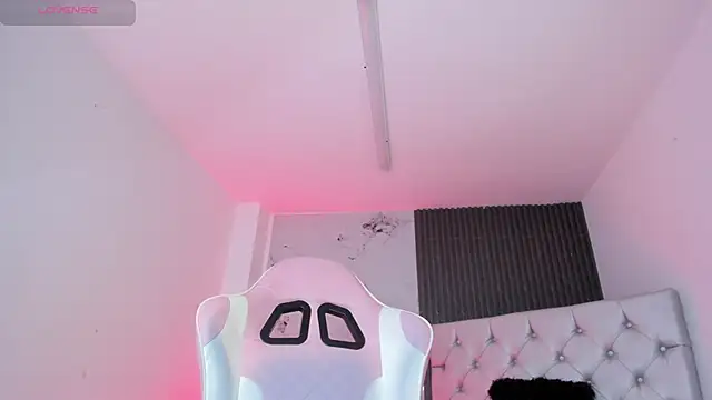 chloesagee (T teen) - Make me cum<33