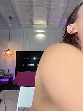 naughtyninnaxxx (F teen) - CREAMY PUSSY PLAY