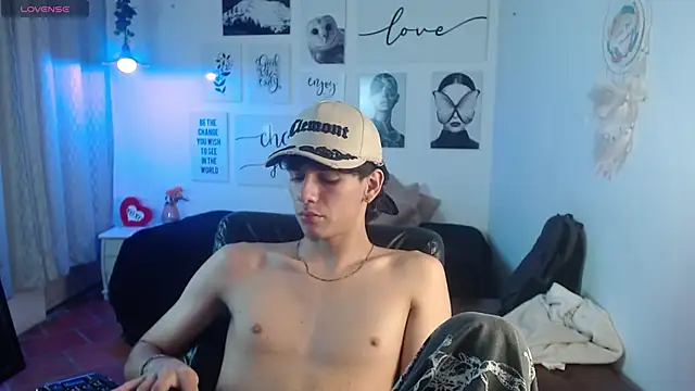 AmethystShadow17 webcam