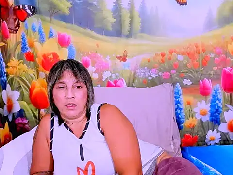 indianroxy webcam