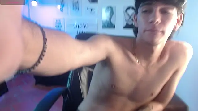 AmethystShadow17 webcam