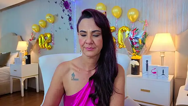 ScarleetJonson webcam