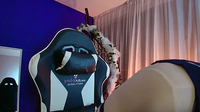 emmapark_ - Emmapark_'s free webcam - UK Sex Cams