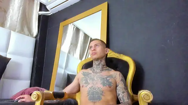 Andrew_sanders68 webcam