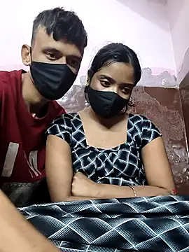 couplegk71 - Couplegk71's free webcam - UK Sex Cams