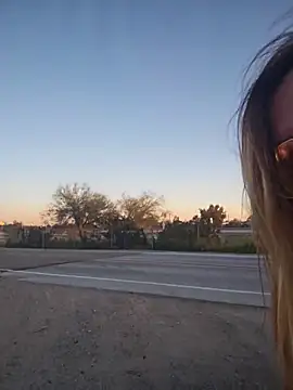 SheIsSomething webcam