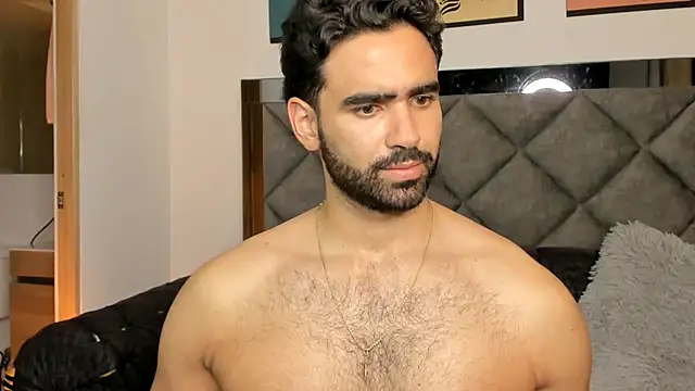 brad_martin (M young) - CUM BIG CUM MILK