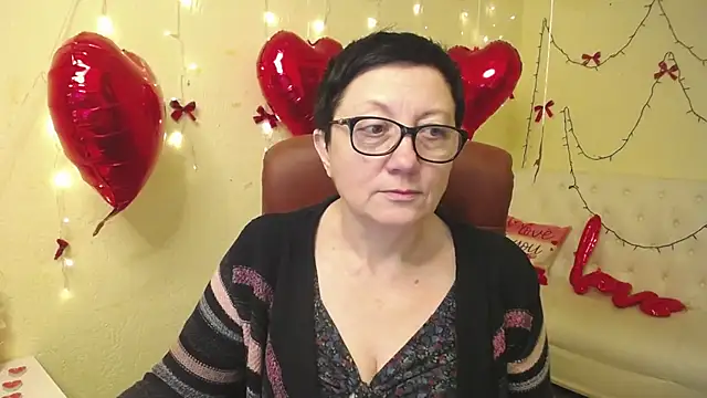 emilyl0ve - EmilyL0ve's free webcam