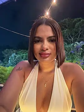 Irina_Velvett webcam