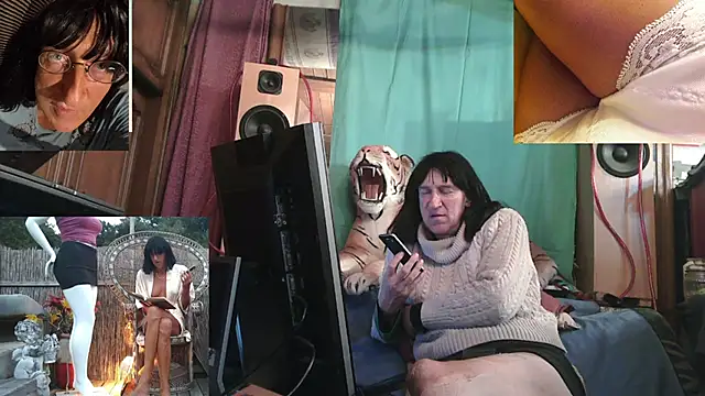 sissidomination (Ask my age) - i show my cute titties