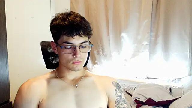 jimmy_class - Jimmy_class's free webcam