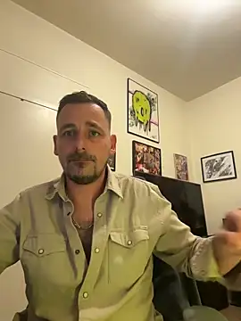 defbond420 - Defbond420's free webcam - UK Sex Cams