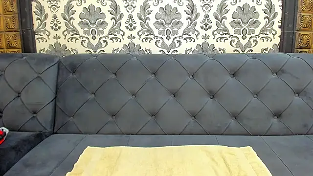 LissaBigTitts webcam