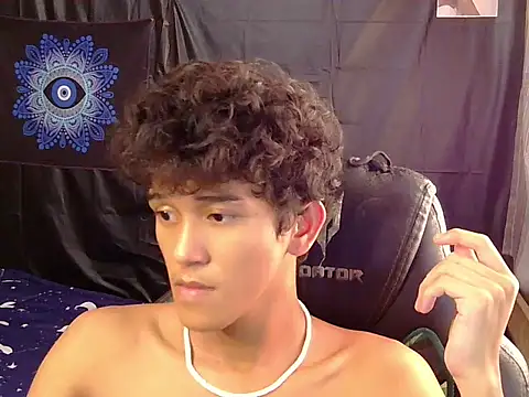 hugekenbigcock webcam