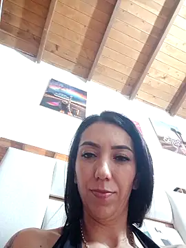 Webcam Model (LunaZambrano)  is live.Free join now!