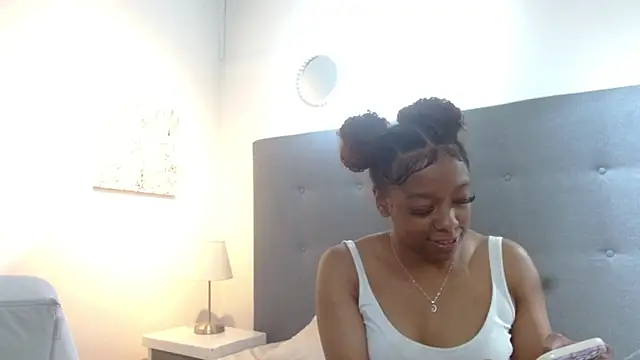serenababe_ webcam