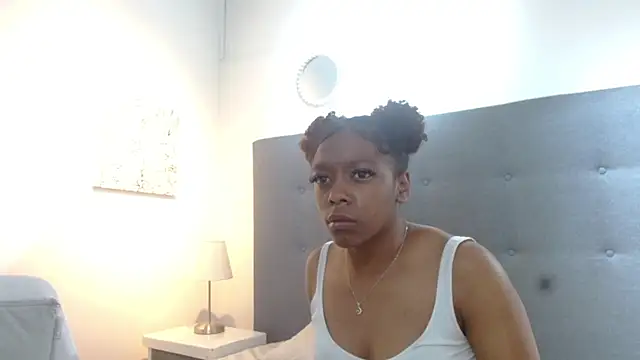 serenababe_ webcam