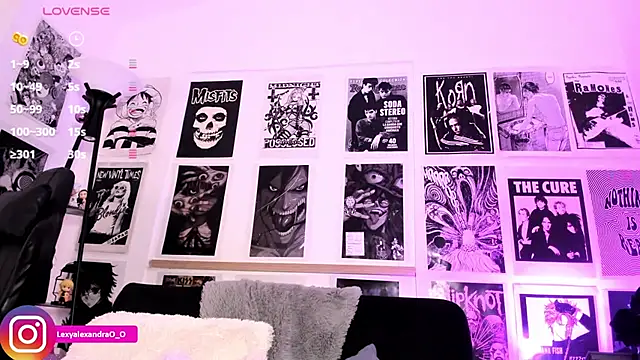 lexyjoycce (F teen) - Spit dildo and masturbate it with fuck p