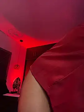 TweetiePieXXX webcam