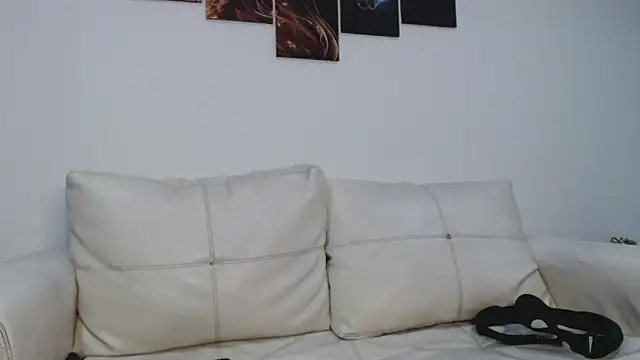 Monkey_uchiha777 webcam