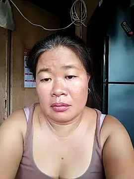 Lovelywoman43 webcam