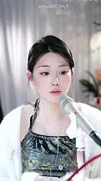 美女Dou-Dou-er在线直播