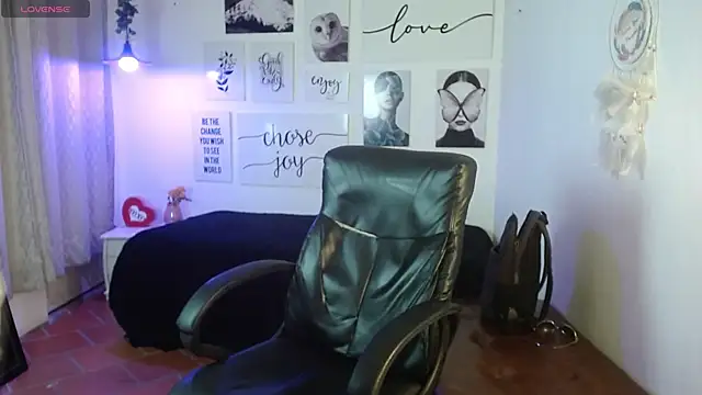 AmethystShadow17 webcam