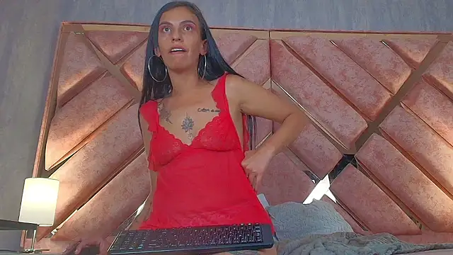 GISELLE_HOTLOVE webcam