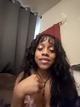 Webcam Model (NatalieGainer_goodies)  is live.Free join now!