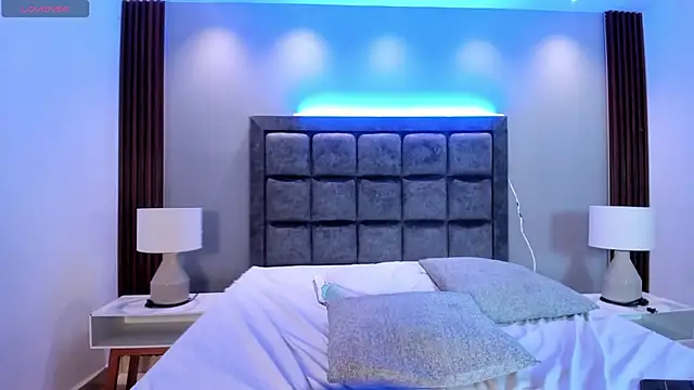 Alicee_Broownn webcam