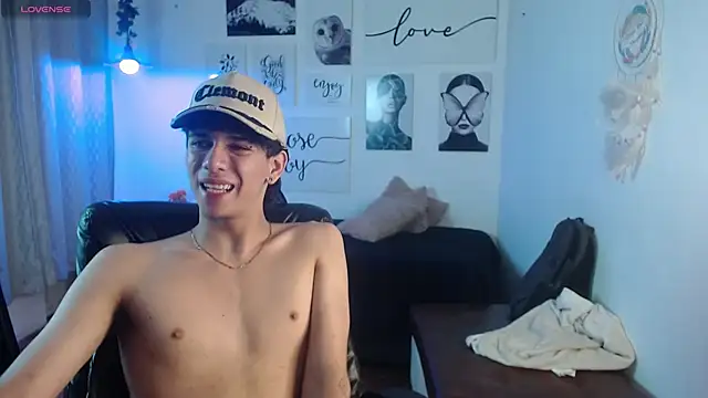 AmethystShadow17 webcam