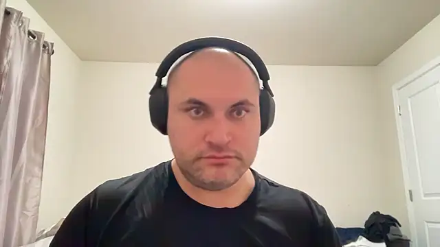 SluggishChase99 webcam