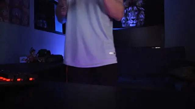 Dominatofstupid webcam