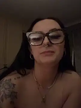 CherryDollxxx webcam